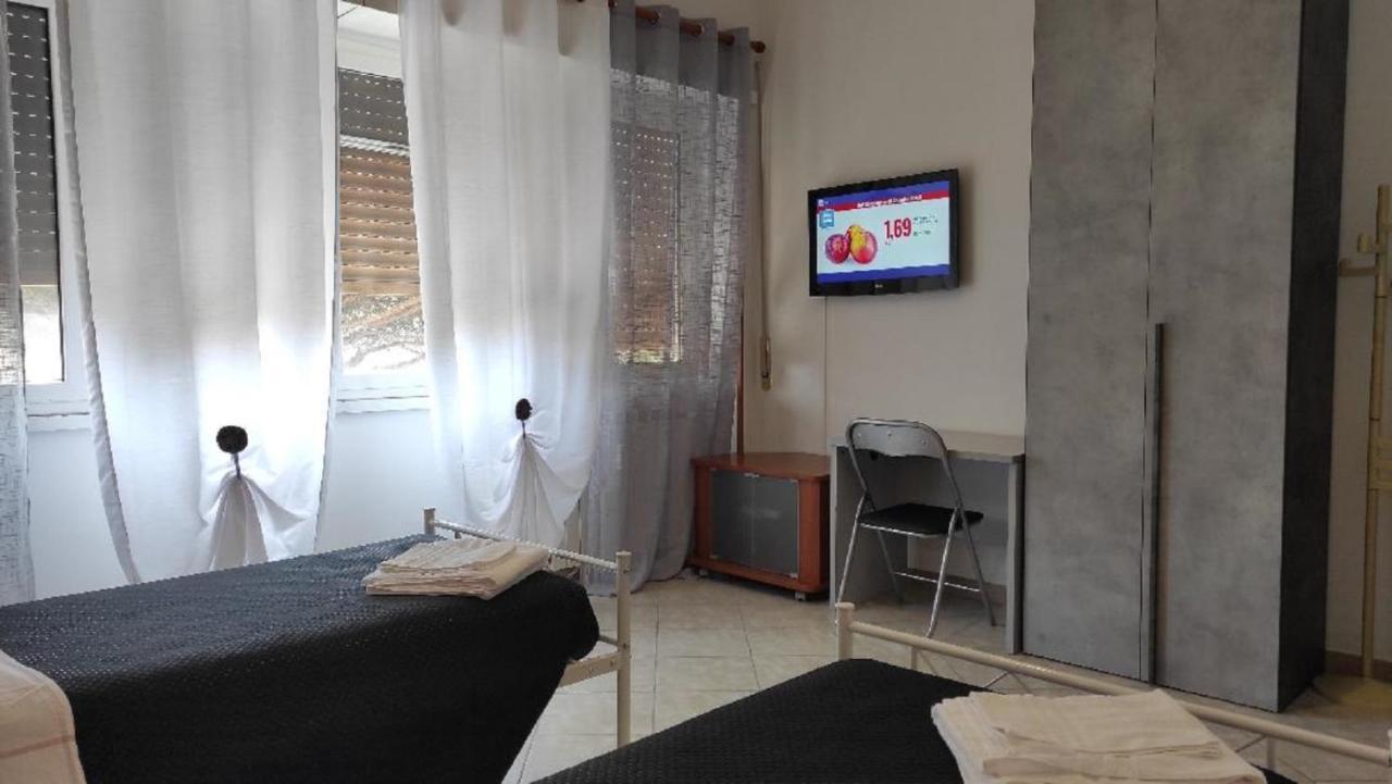Casa Gio Hotel Lido di Ostia Eksteriør billede